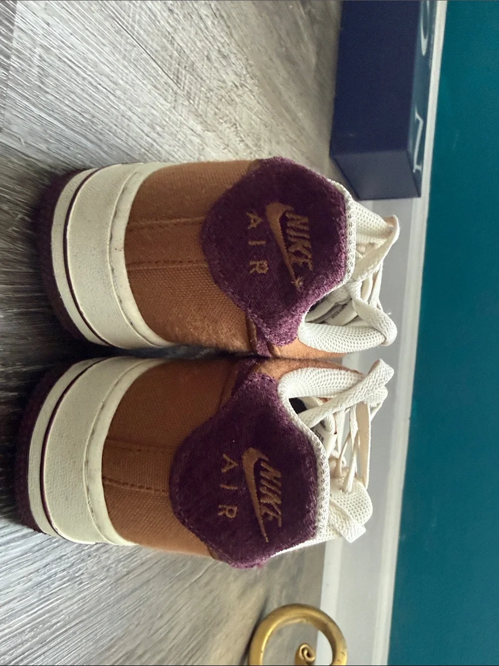 Nike Low-Top Sneakers in Brown, Cream & Maroon